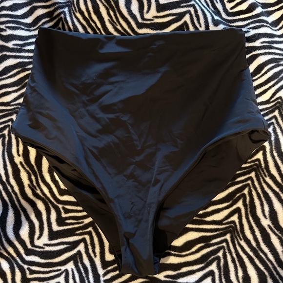 Mara Hoffman Women Black High Waisted Bikini Bottom - Picture 1 of 2